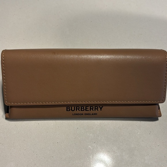 Authentic Burberry Prescription Eyeglasses - Picture 9 of 16